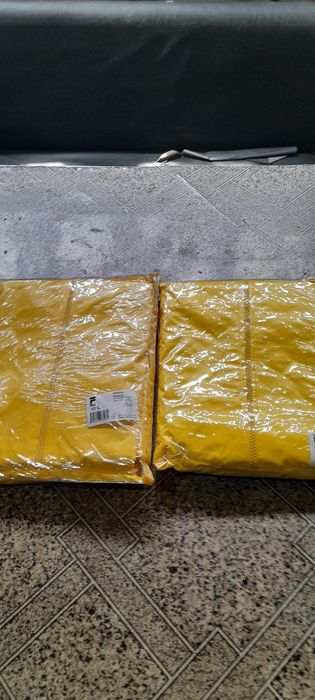 Нови дъждобрани.