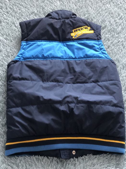 Жилетка для мальчика ( новая)