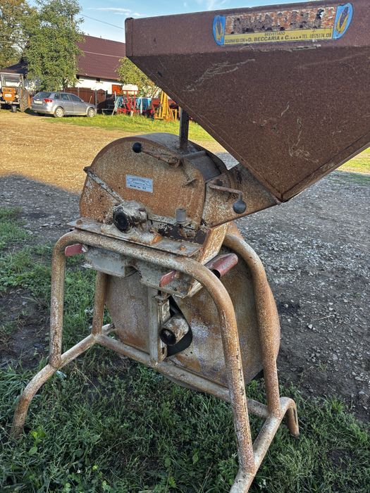 Moara invincibile dupa tractor