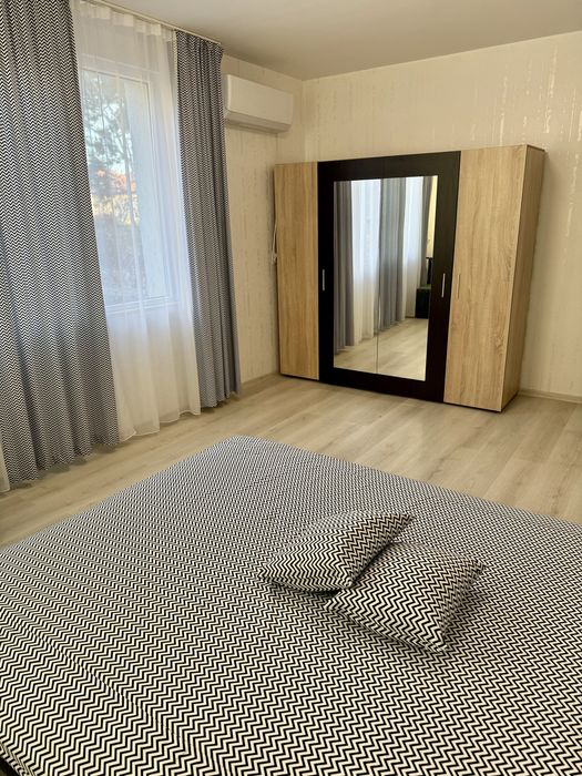 Дава се под наем Тристаен апартамент в Плевен, Сторгозия - 83 кв.м за 408 € - Снимка #1