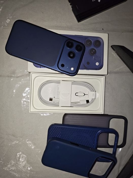 iphone 17 pro blue 256gb 100%