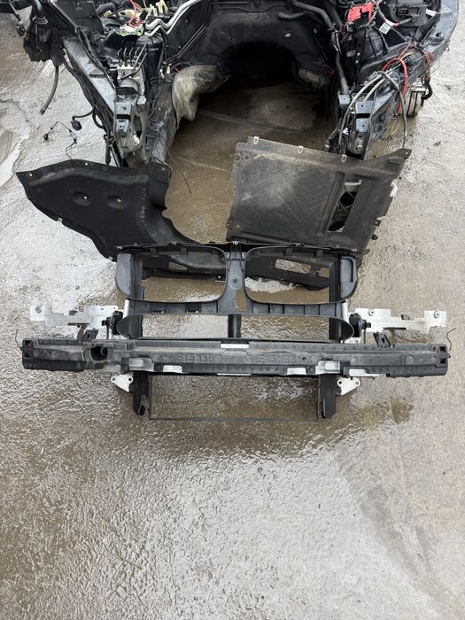 Маска очиларка Бмв х5 ф15 (maska bmw x5 f15)