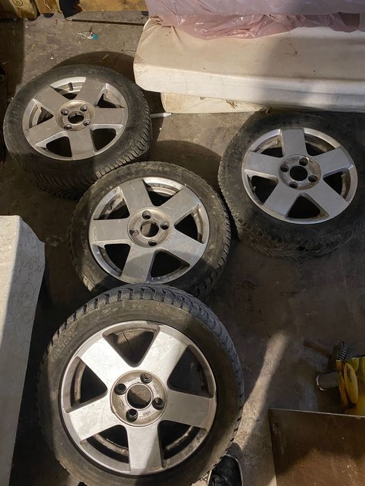 Гуми с джанти Форд фиеста 2006