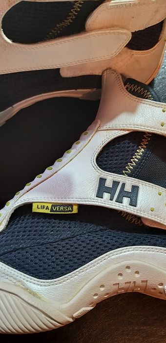Дамски кецове на Helly Hansen / Versa
