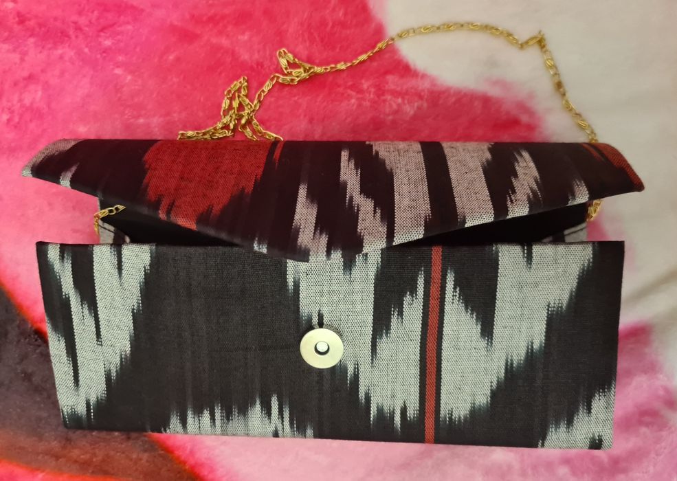 Продам новый клатч