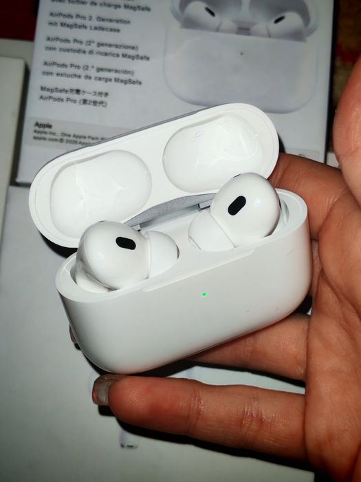 AirPods Pro 2 поколения