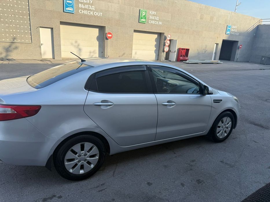 Kia rio 2014г 1.5л