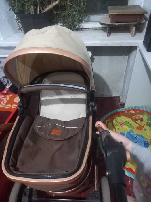 Продам Коляску демисезонную