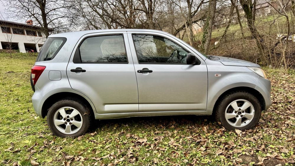 Daihatsu Terios 1.5 4x4 2007 benzina 4 usi EURO 4 stare f buna
