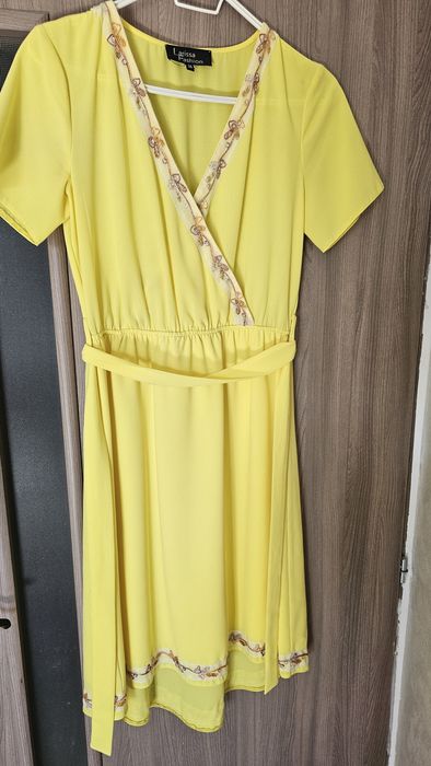 Rochie de ocazie galbena ca si noua