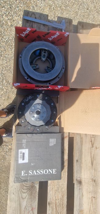 Disc ambreiaj tractor fiat 211.215.250 311.315.411.415 preț în funcție