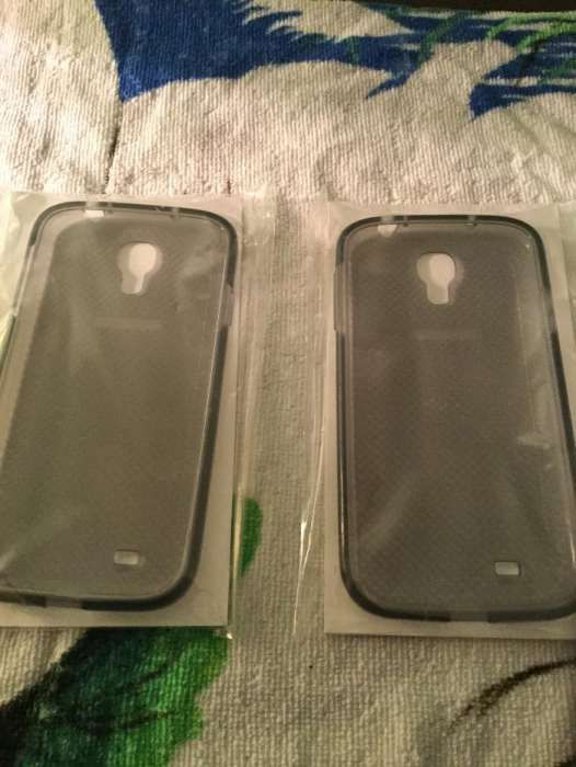 Husa silicon SAMSUNG S4 din TPU moale Originala Samsung