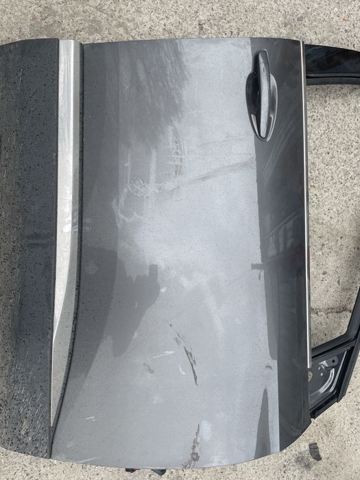 Предна дясна врата Пежо 3008/ 5008, 2020г (vrata peugeot 3008)