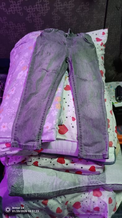 Подам срочно детские брюки для 6 лет