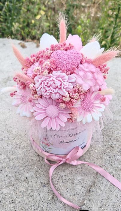 Букети от соеви свещи