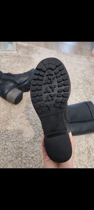 Cizme din piele marime 36/37