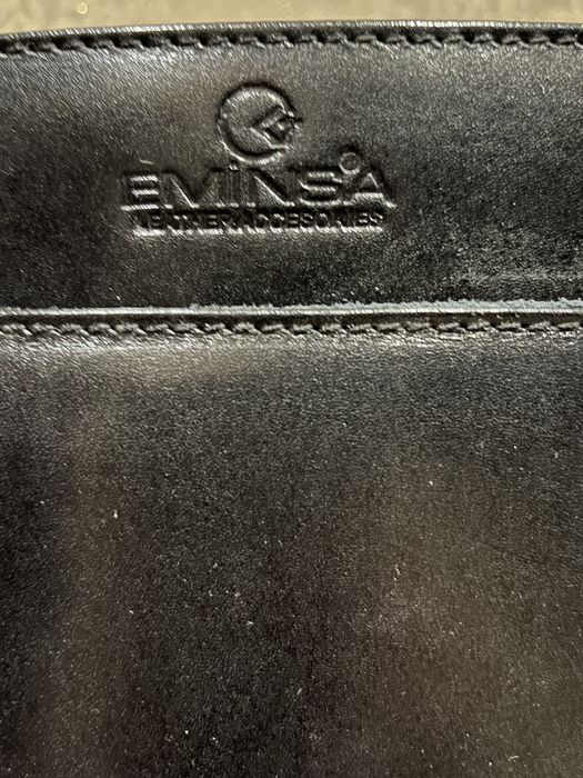 Продам портфель кожаный