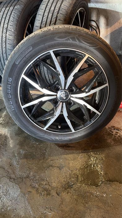 Продам диски с резиной на 16