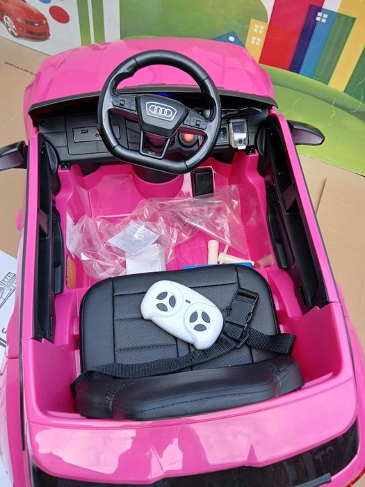 Чисто нова!Акумулаторен джип AUDI RS6 меки гуми,кожен салон,12волта