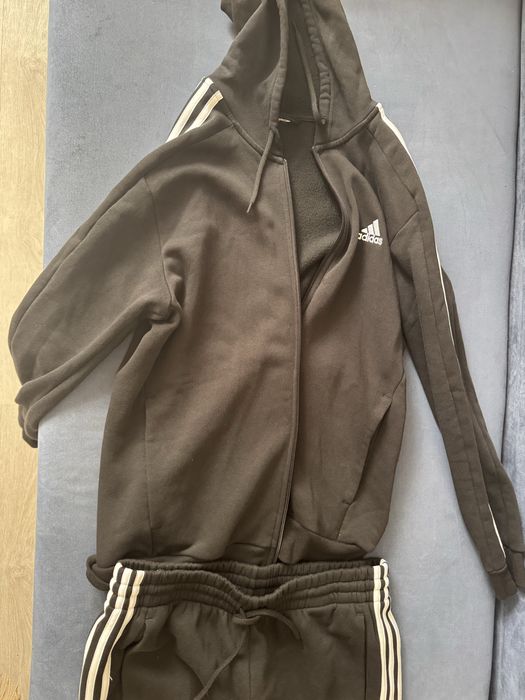 Продается спортивка Adidas