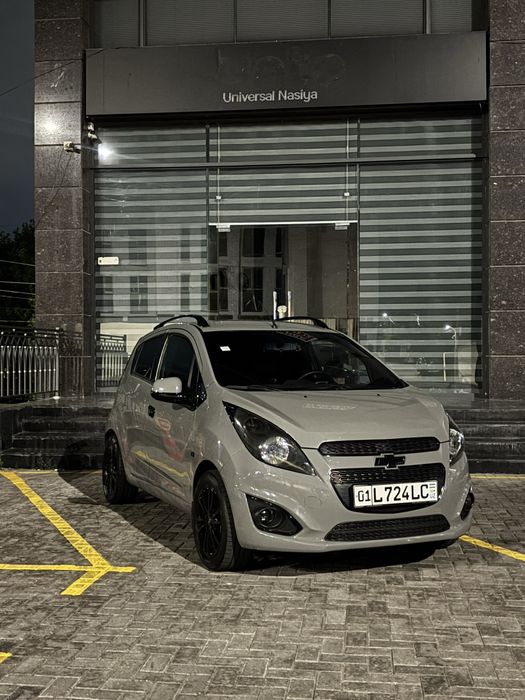 Spark avtomat sotiladi narda grey