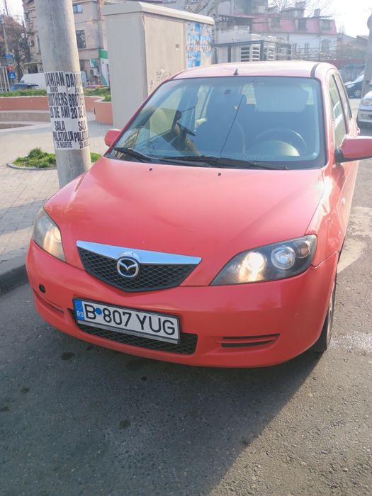 Vând Mazda 2 an 2007