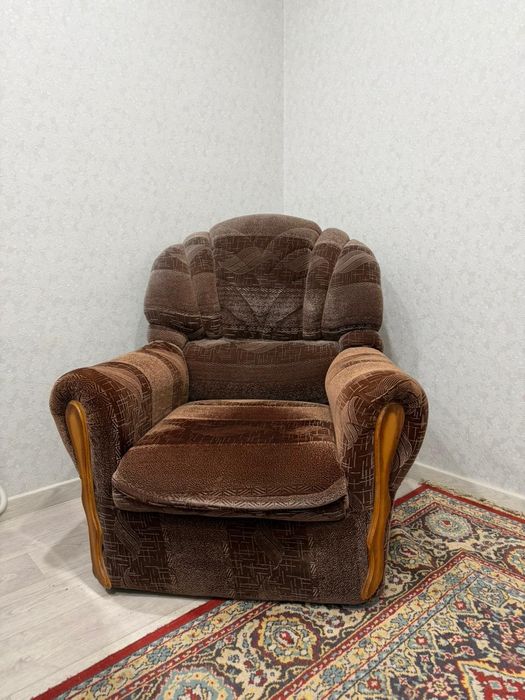 Продам мягкий уголок