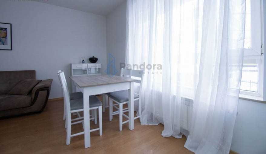 Двустаен апартамент под наем в кв. Банишора