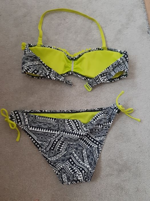 Бански  неонов цвят