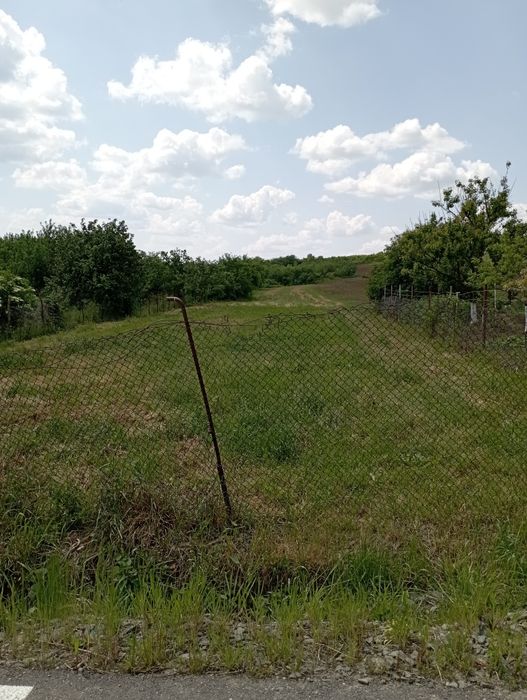 Vând teren intravilan în Crișeni Zalău