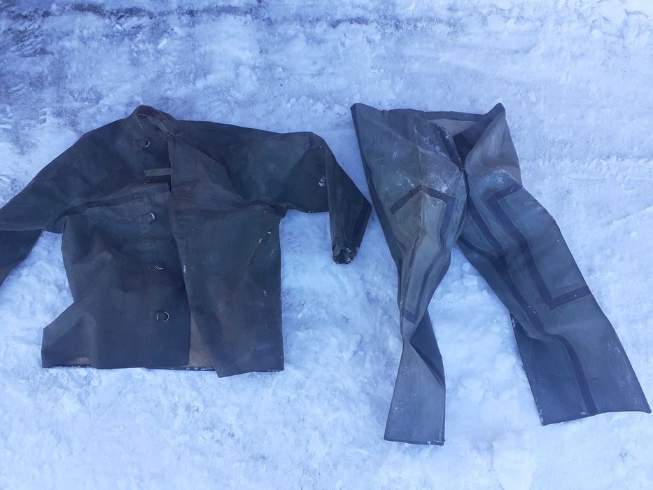 Продам резиновый костюм рыбака