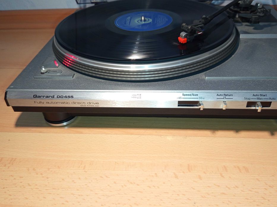 Колекционерски грамофон Garrard DD-455
