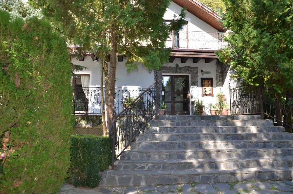 Chalet Hotel Restaurant Vanzare