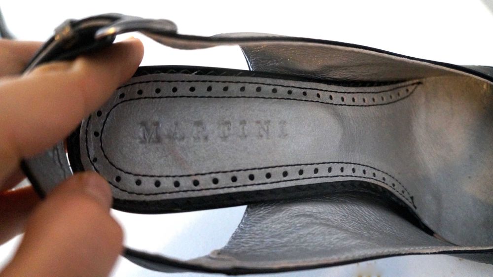 Обувки от естествена кожа на ток Мартини