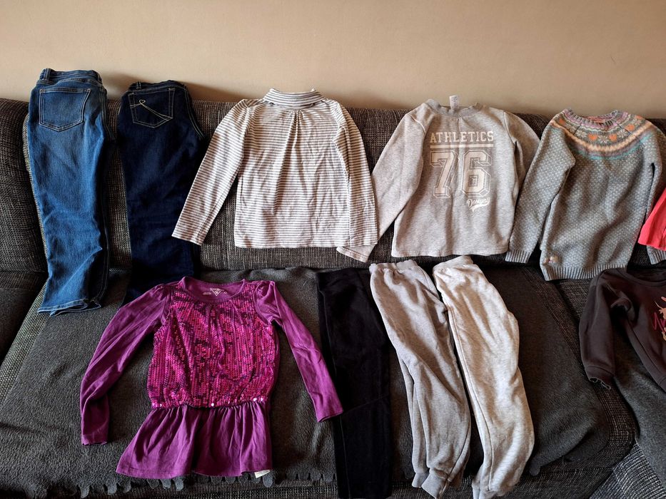 Lot hainute fetite 6-ani