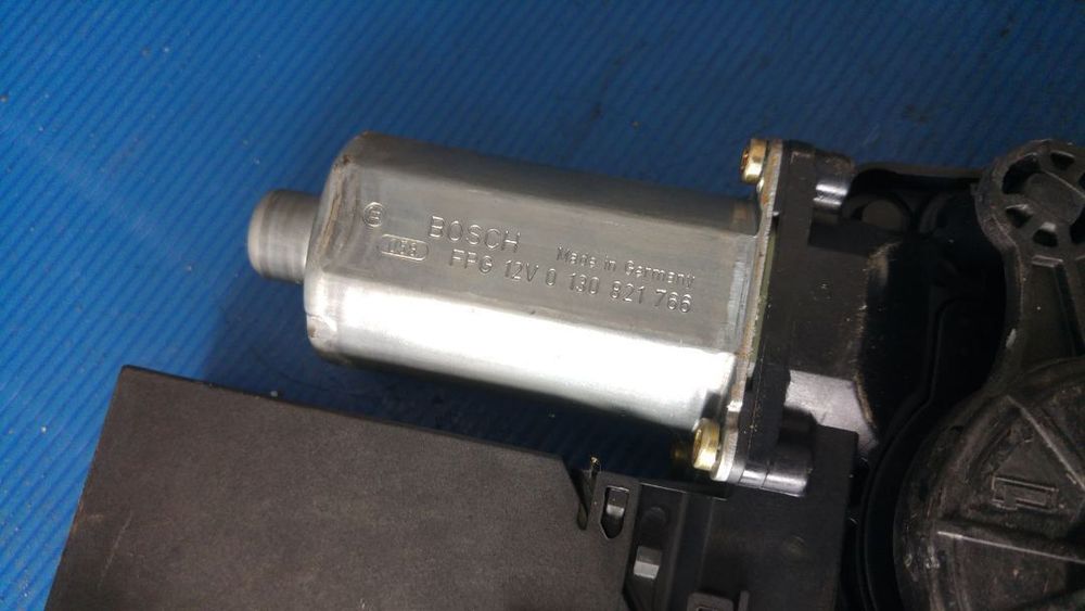 macara cu motoras dreapta fata peugeot 307 9634456880 0130821766