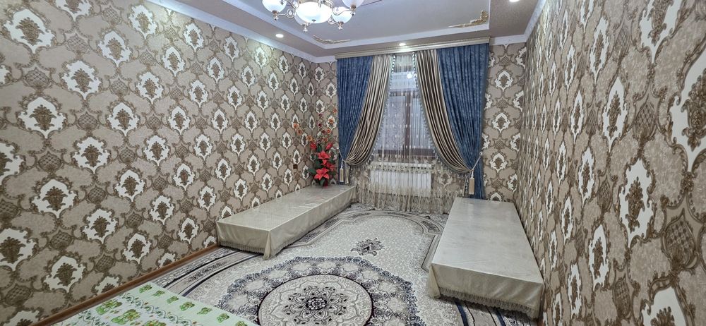 2 xonalik kv yoshlar markazini orqasidan