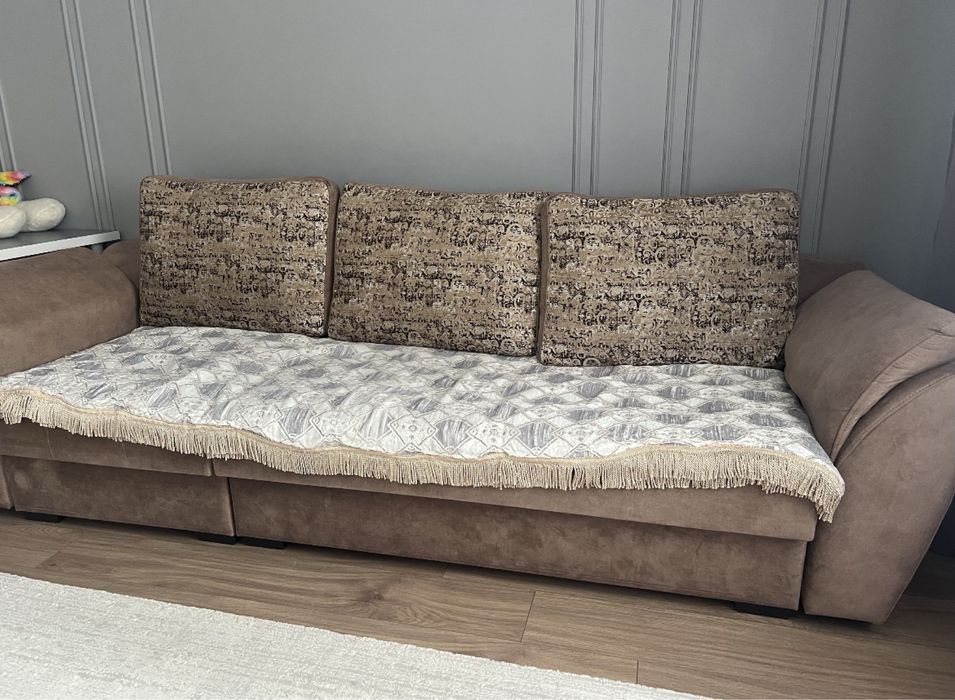 Продам диван в хорошем состоянии