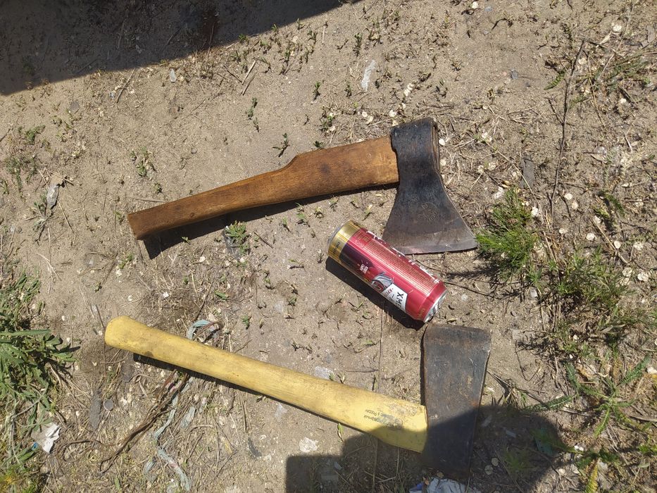 Топор и колун 2 штуки