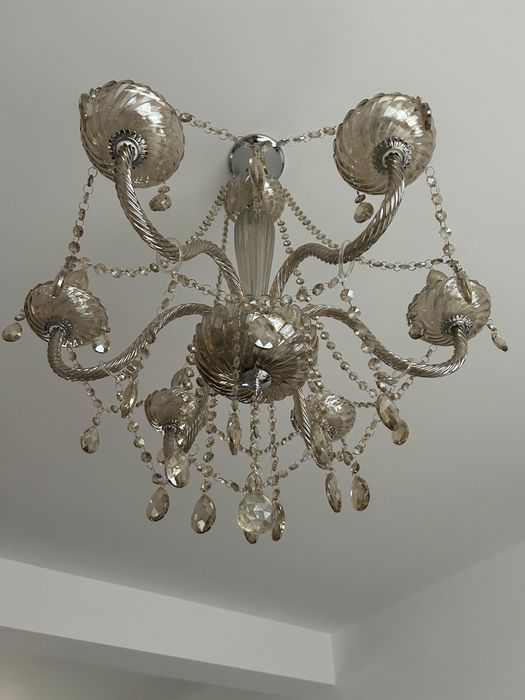 Vând 2 candelabre de cristal