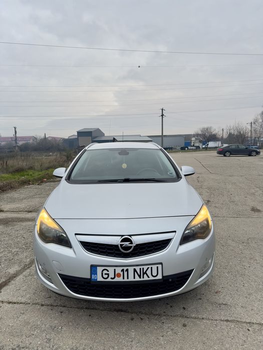 Opel Astra J Break 1.7 Diesel 2011