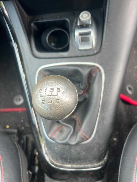 Dezmembrez Alfa giulieta 2.0jtdm cod 940A5.000 cutie 6 trepte