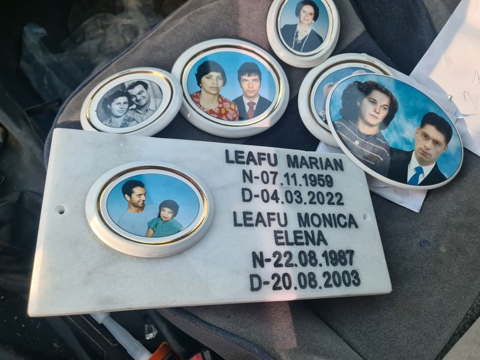 Scris direct in cimitir o725755o19 cruci marmura