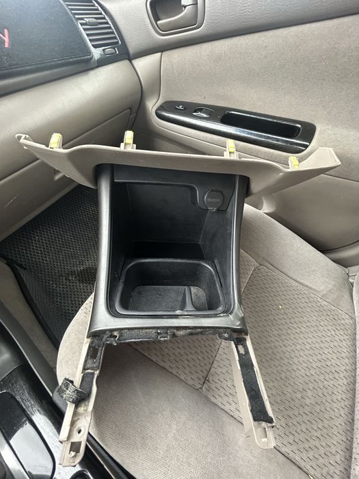 Центральная консоль Тойота Камри 30 дорестайл