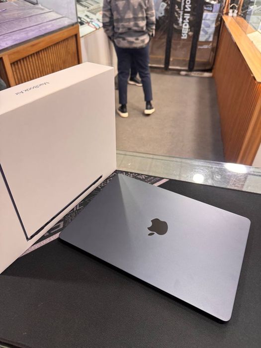 Apple Macbook Air M2 SSD 512GB ОЗУ 8GB Retina 99 yomkis ideal
