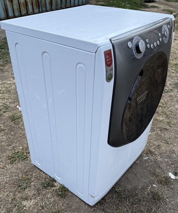 Vând mașină de spălat Hotpoint 8kg