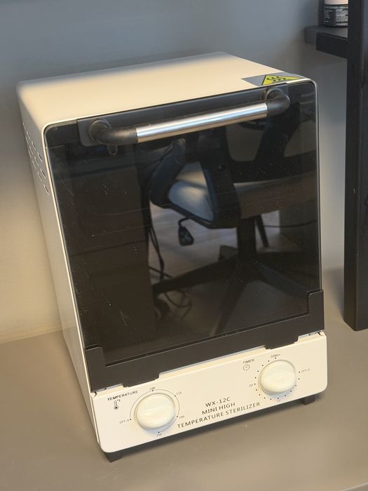 Sterilizator pupinel