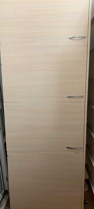 Тумба б/у в хорошем состоянии