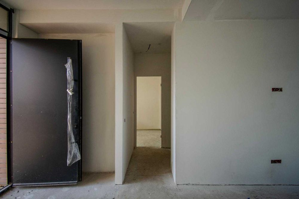 Vilă modernă cu vedere spectaculoasă spre vii și oraș – Bucium/Barnova