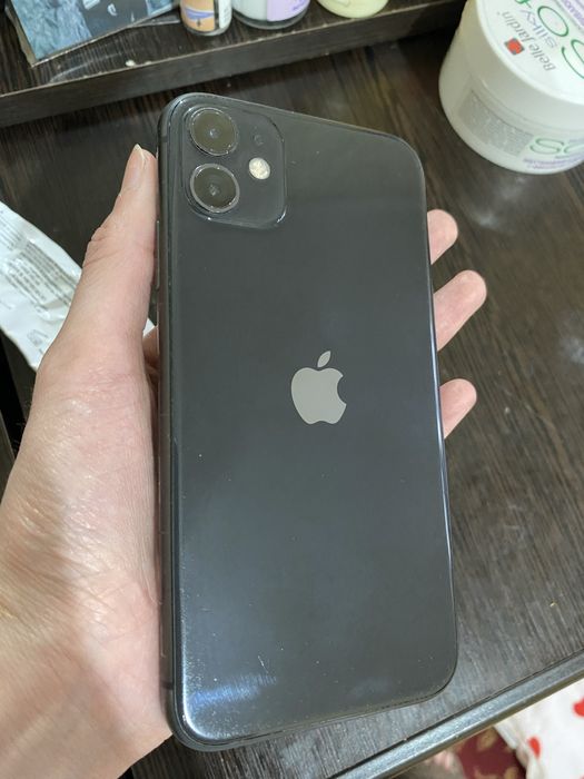 Айфон 11 срочно договор есть